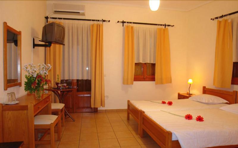 Xenonas Chrisso Hotel Delphoi Kültér fotó