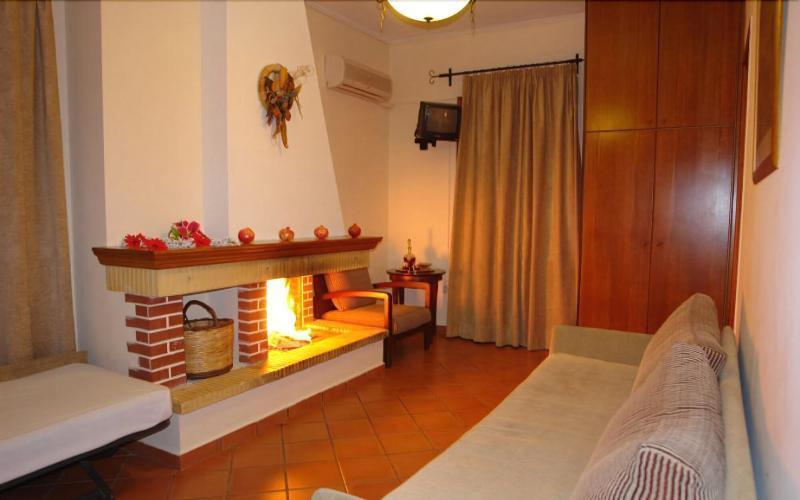 Xenonas Chrisso Hotel Delphoi Kültér fotó