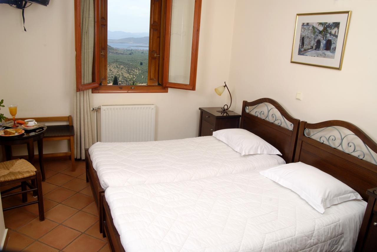 Xenonas Chrisso Hotel Delphoi Kültér fotó