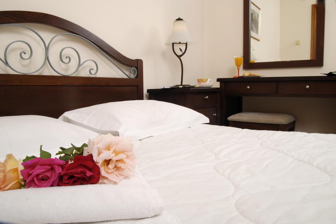 Xenonas Chrisso Hotel Delphoi Kültér fotó